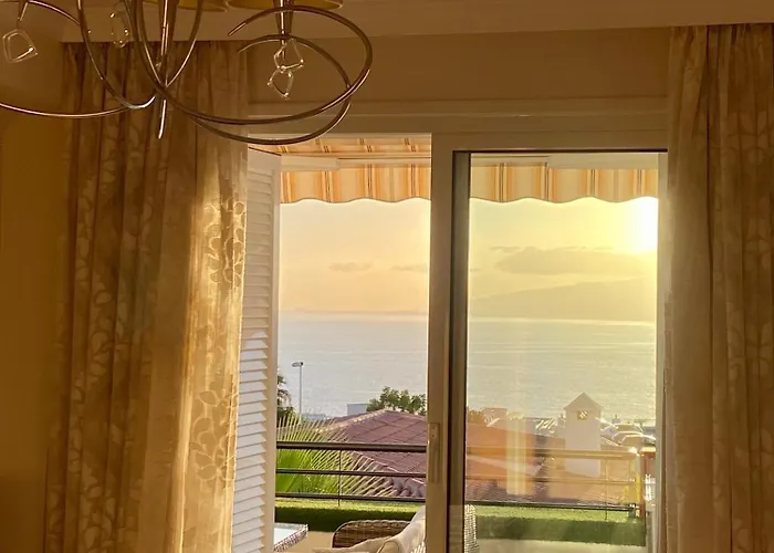 With Spectacular View In Puerto Santiago * 圣地亚哥港